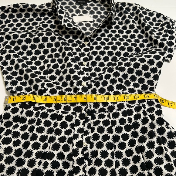 Talbots Women’s Black and White Printed short sleeve belted shirt  Dress size 4 - Picture 10 of 11
